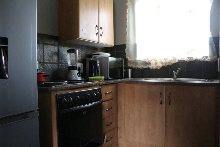 1 Bedroom Property for Sale in Dassie Rand North West